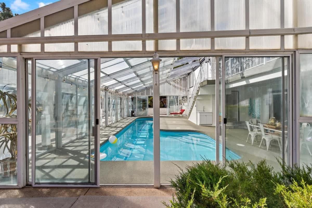 Newly Built Heated Pool Freshly Renovated Hébergement de vacances Flagstaff